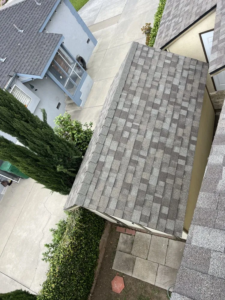 Slide of Heritage Roofing Solutions