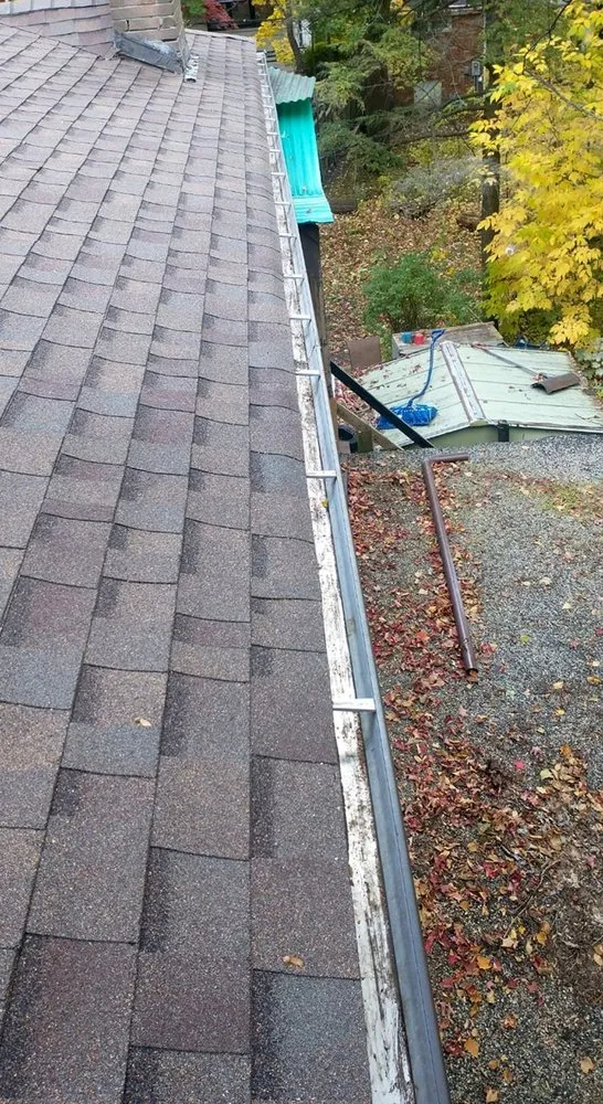 Slide of Hermosa Village Roofing