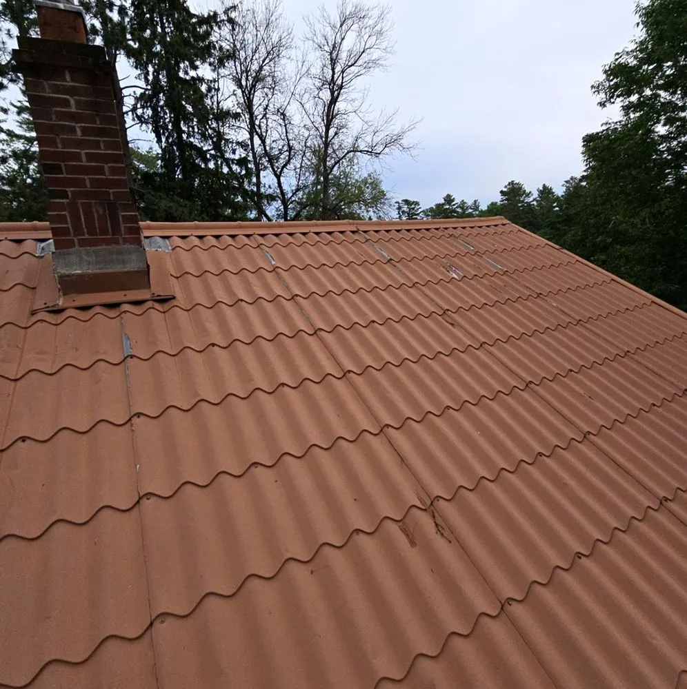 Slide of Hermosa Village Roofing