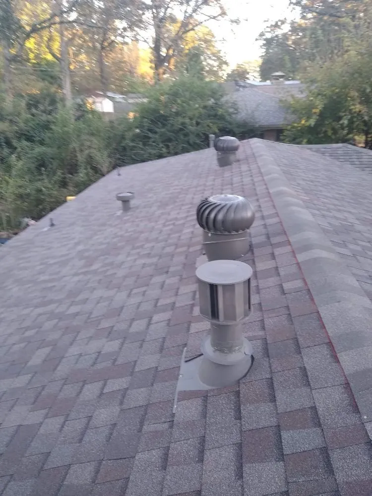 Slide of Hernandez Brother's Roofing