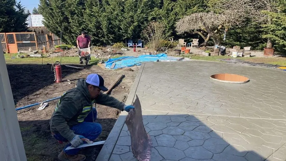 Slide of Hernandez Building Solution