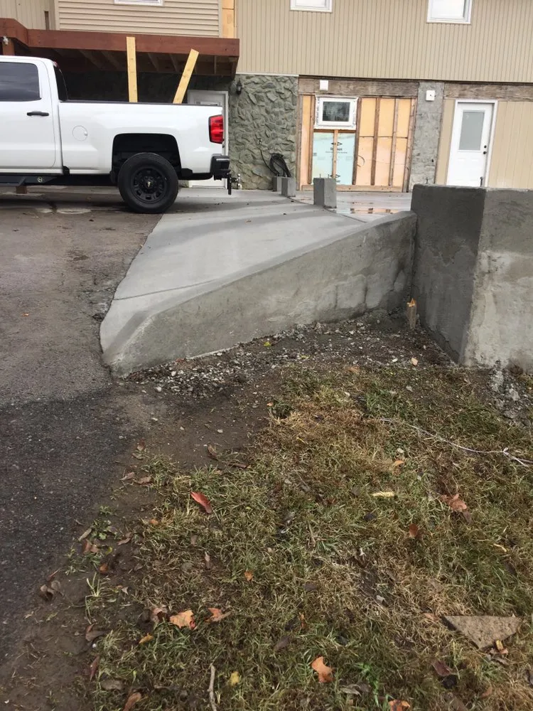 Slide of Hernandez Construction