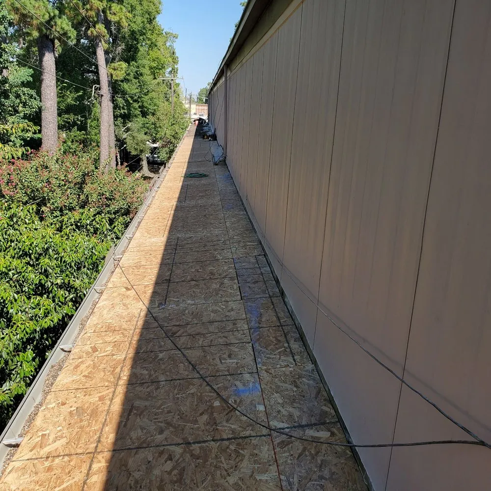 Slide of Hernandez Contracting