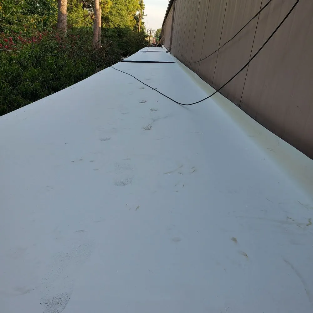 Slide of Hernandez Contracting