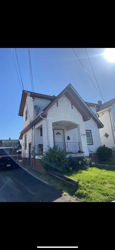 Slide of Hernandez General Constructionn