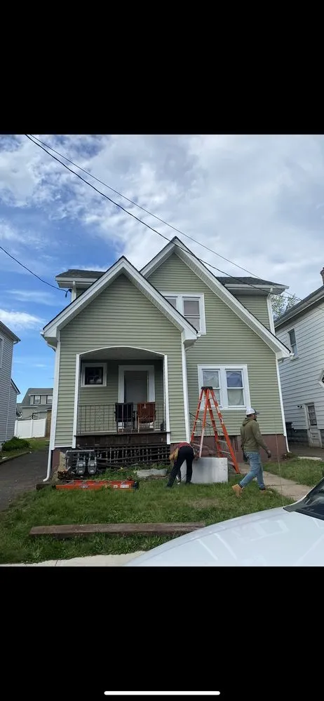 Slide of Hernandez General Constructionn