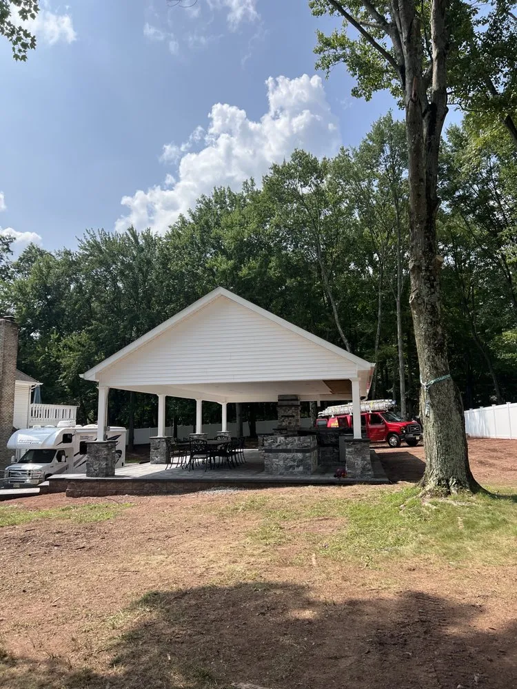 Slide of Hernandez General Constructionn