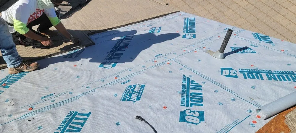 Slide of Hernandez Roofing & Construction