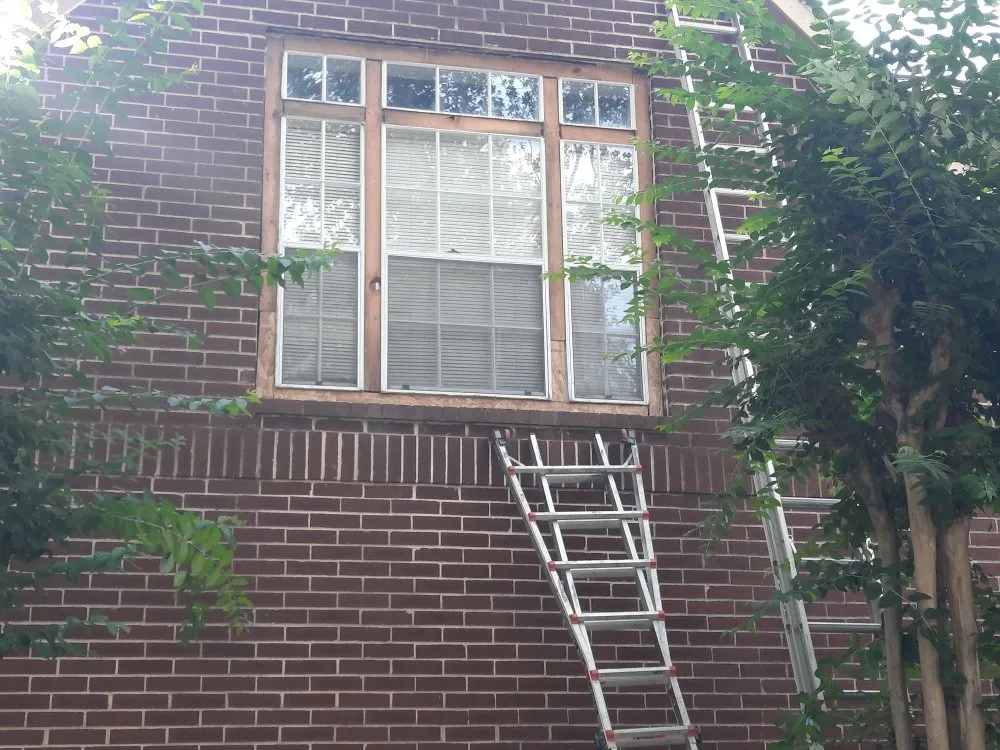 Slide of Hernandez Roofing & Siding