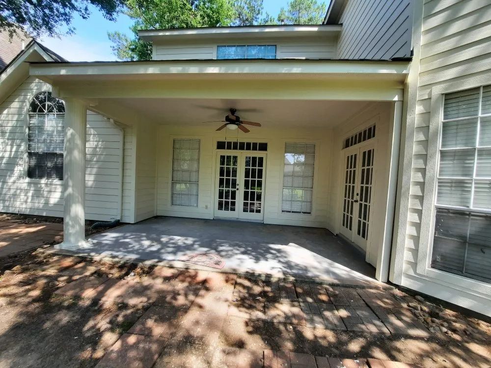 Slide of Hernandez Roofing & Siding