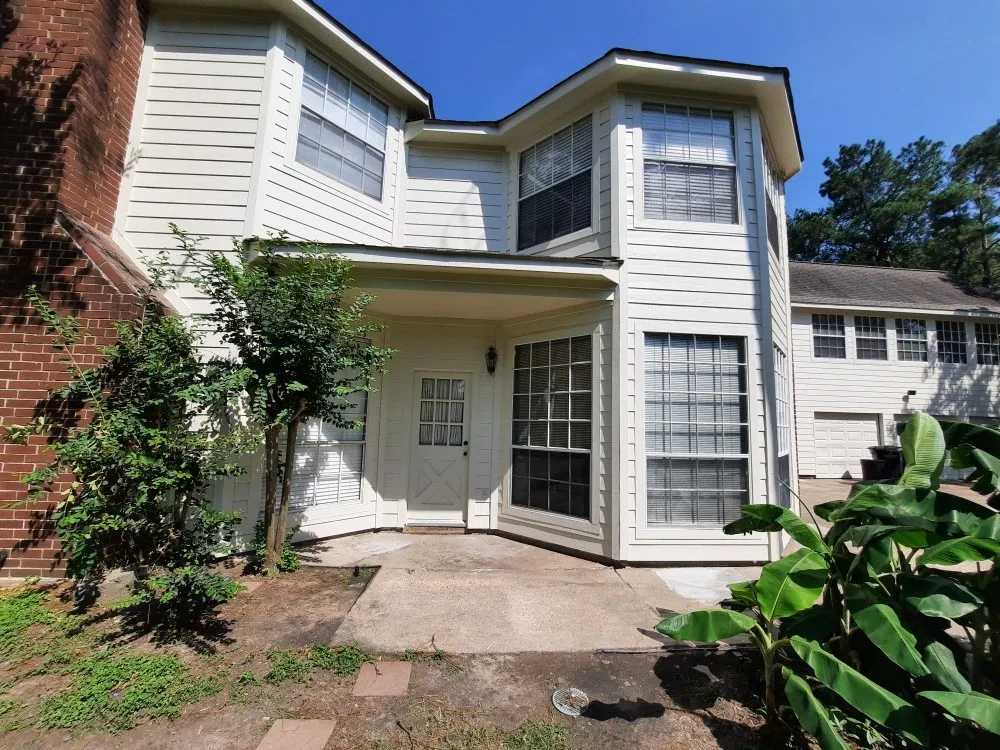 Slide of Hernandez Roofing & Siding