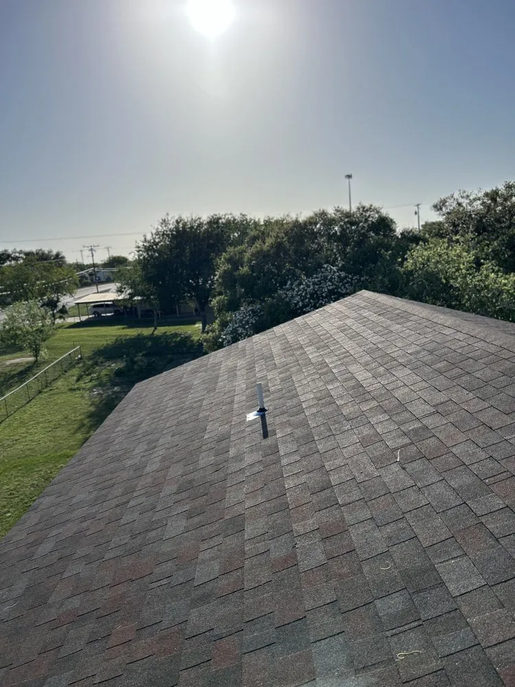 Slide of Hernandez roofing