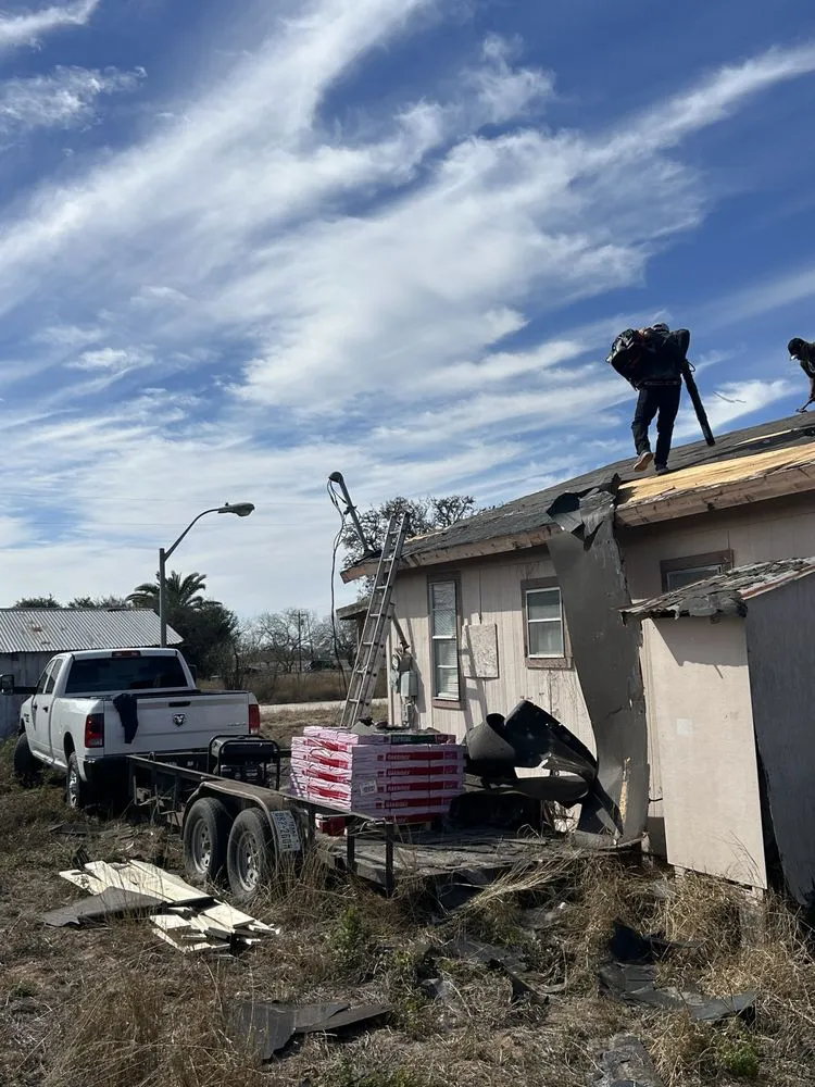 Slide of Hernandez roofing