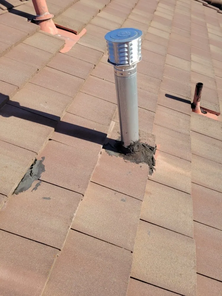 Slide of Hernandez Roofing