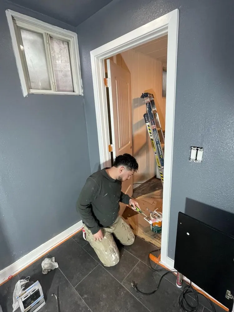 Slide of Hernandez Roofing and Construction