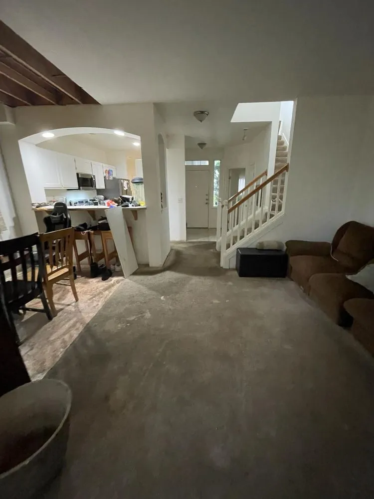 Slide of Hernandez Roofing and Construction