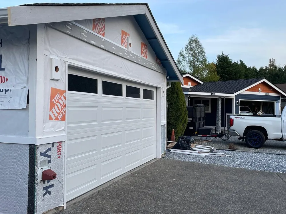 Slide of Hernandez Roofing and Construction