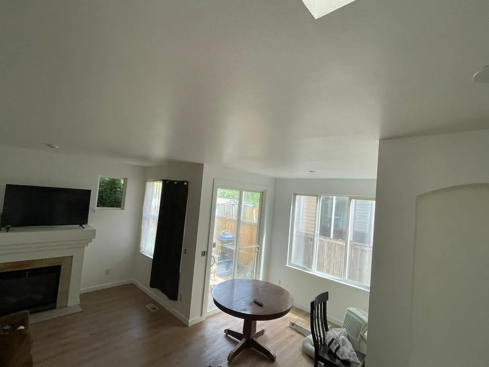 Slide of Hernandez Roofing and Construction