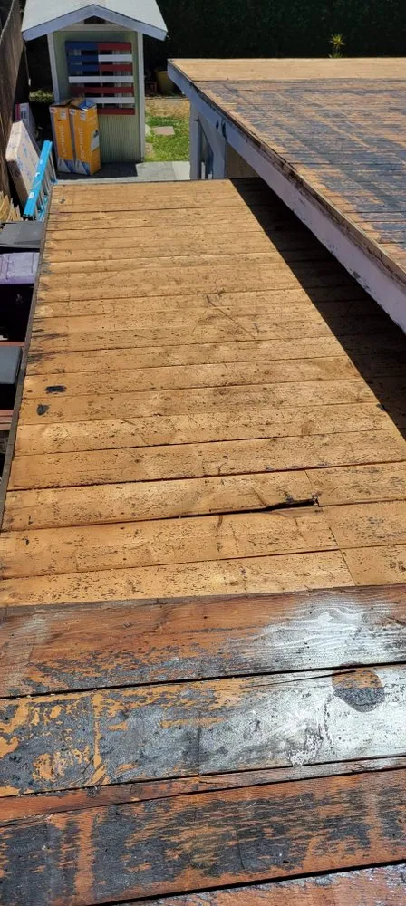 Slide of Hernandez Roofing, Demolition