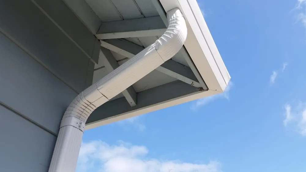 Slide of Hernandez Roofing