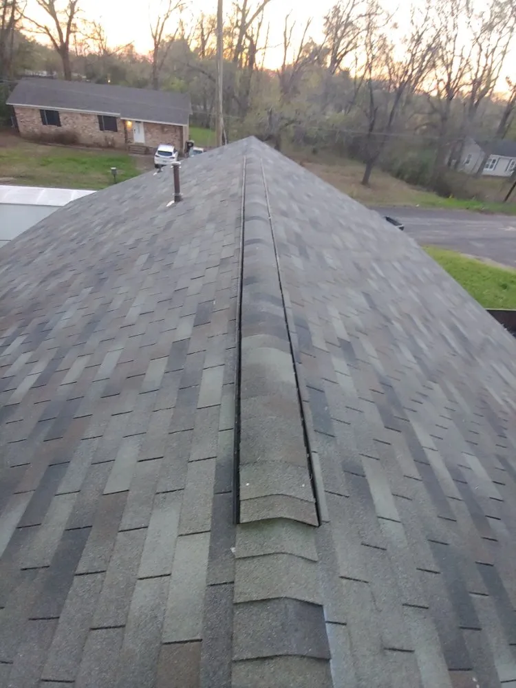 Slide of Hernandez Roofing