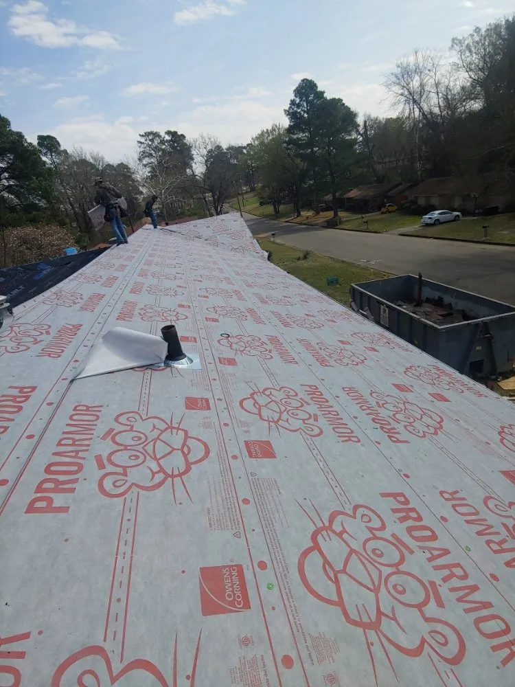 Slide of Hernandez Roofing