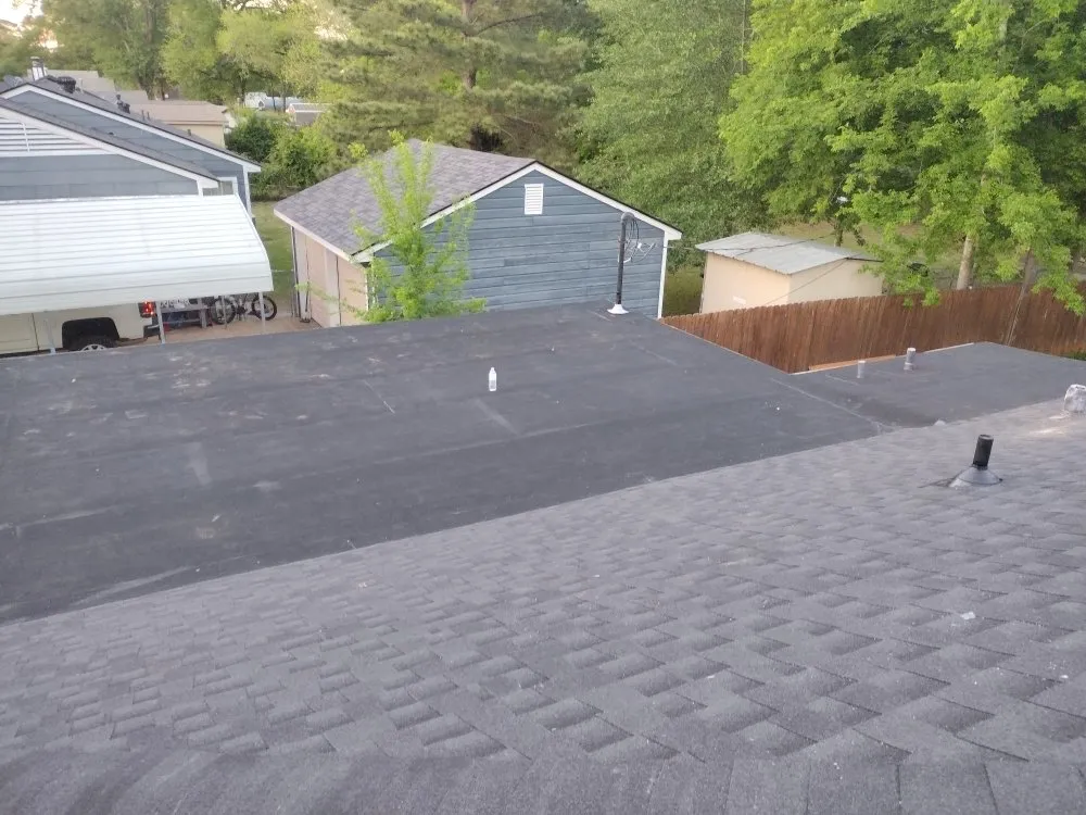 Slide of Hernandez Roofing