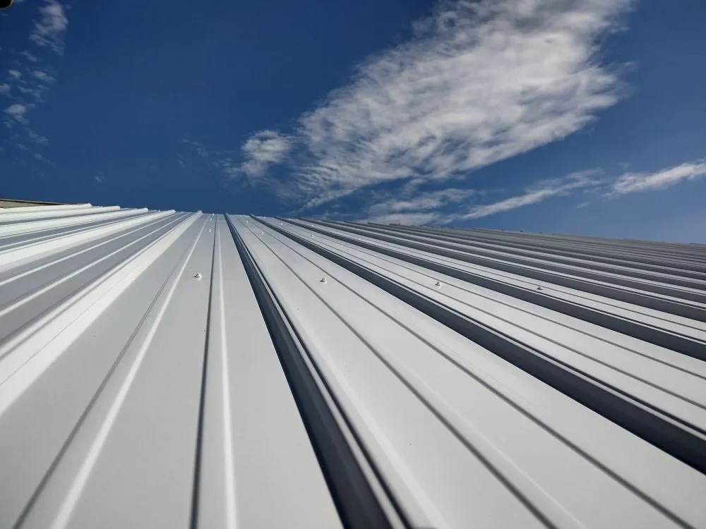 Slide of Hernandez Roofing