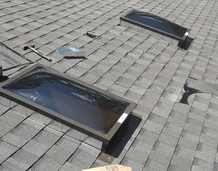 Slide of Hernandez Roofing