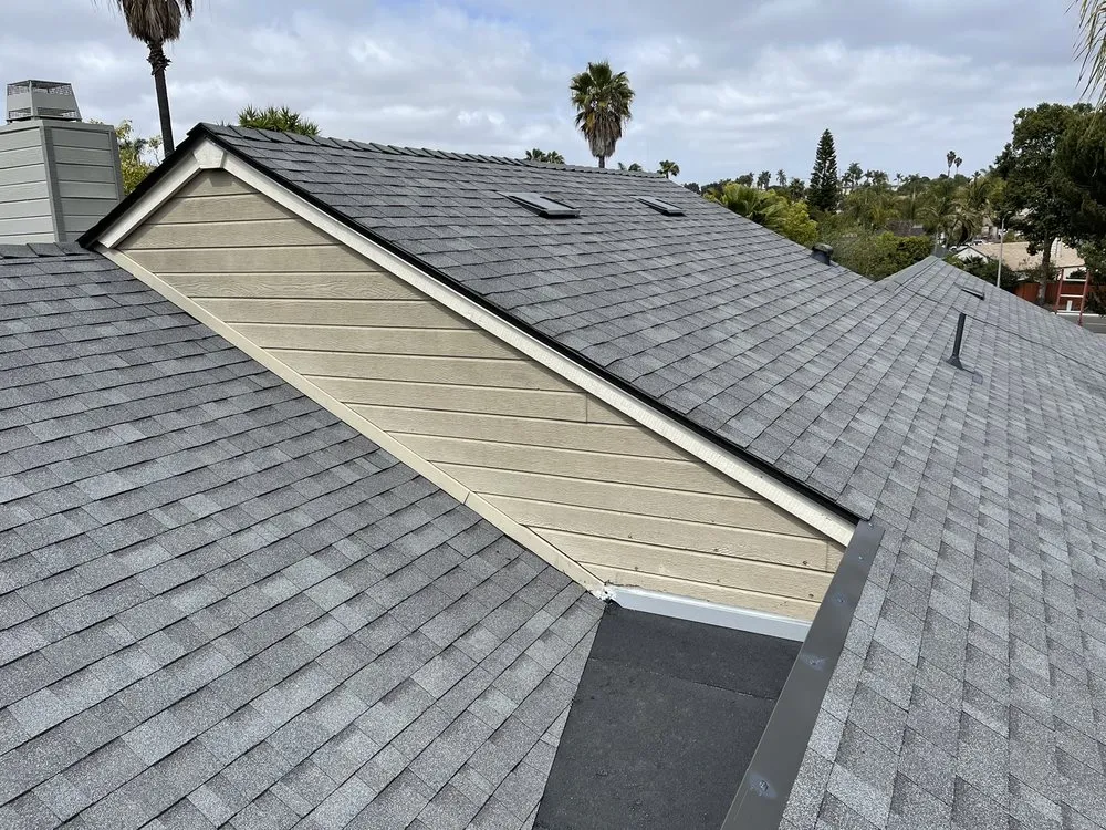 Slide of Hernandez Roofing