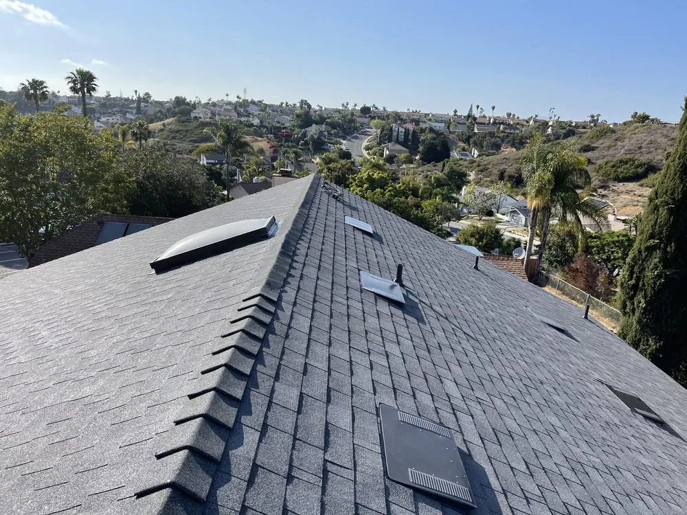 Slide of Hernandez Roofing