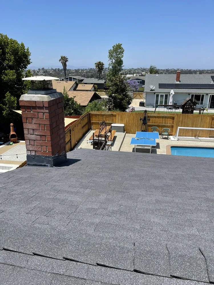 Slide of Hernandez Roofing