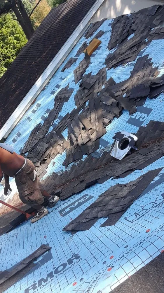 Slide of Hernandez Roofing