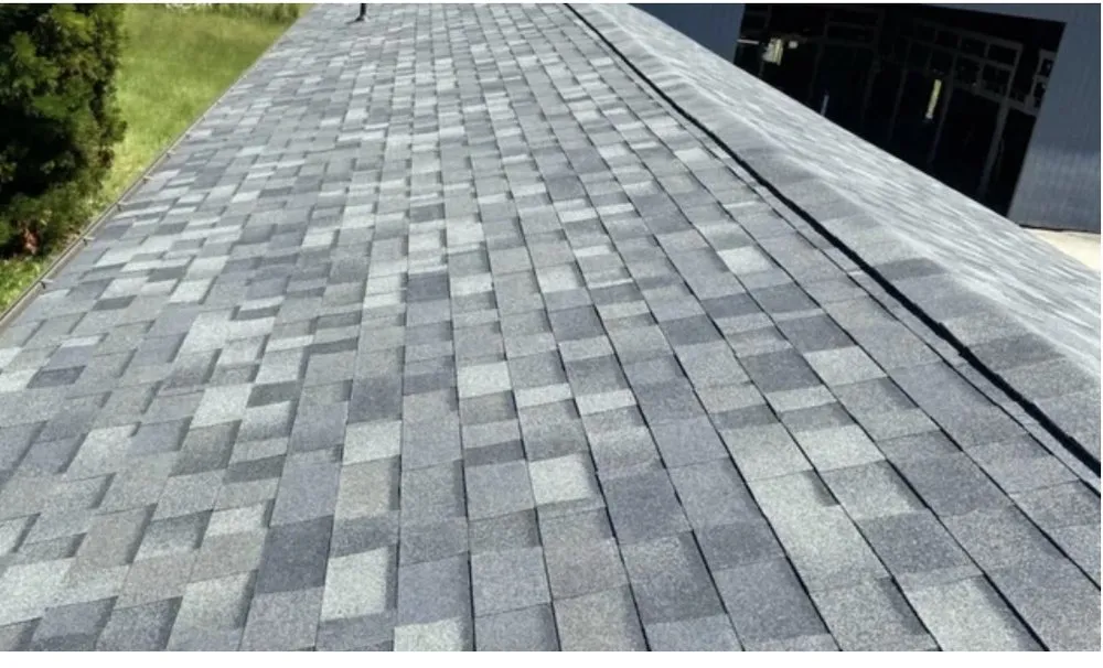 Slide of Hernandez Roofing