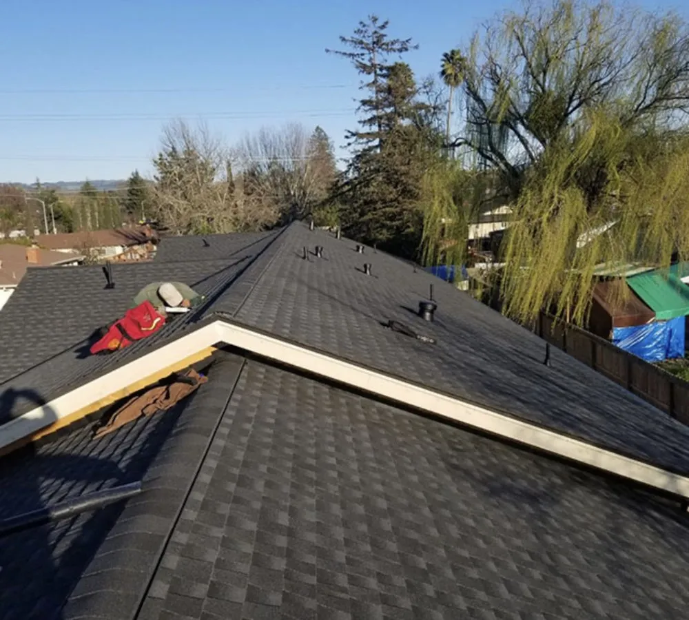 Slide of Hernandez Roofing