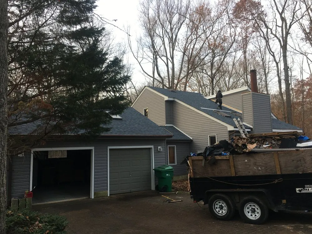 Slide of Hernandez Roofing