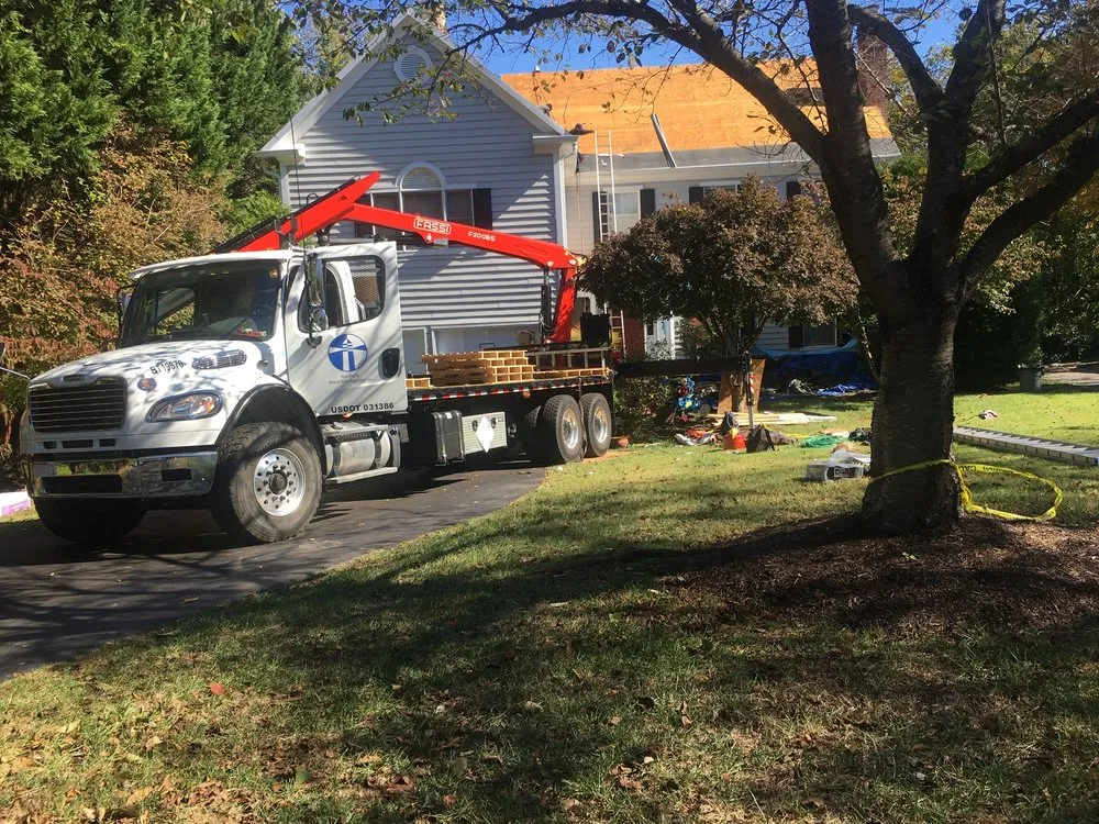 Slide of Hernandez Roofing
