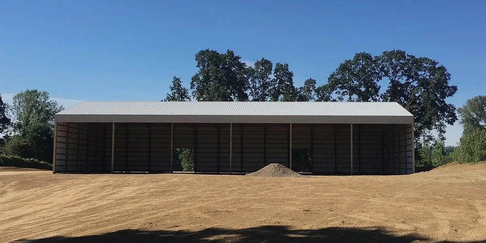 Slide of Hernandez Roofing