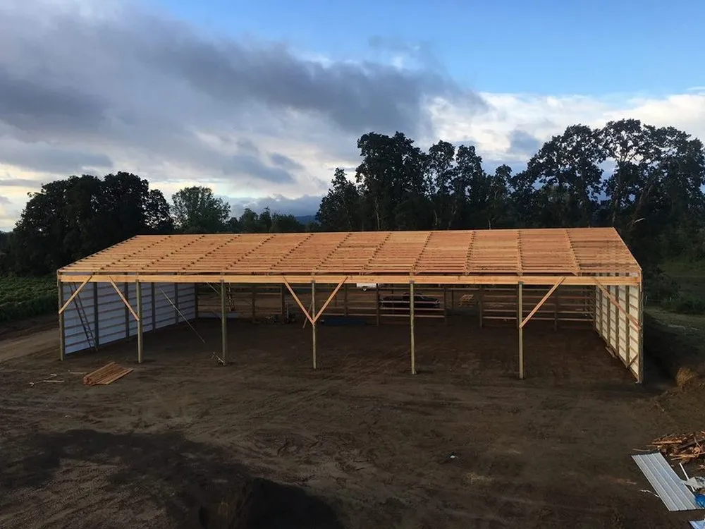 Slide of Hernandez Roofing