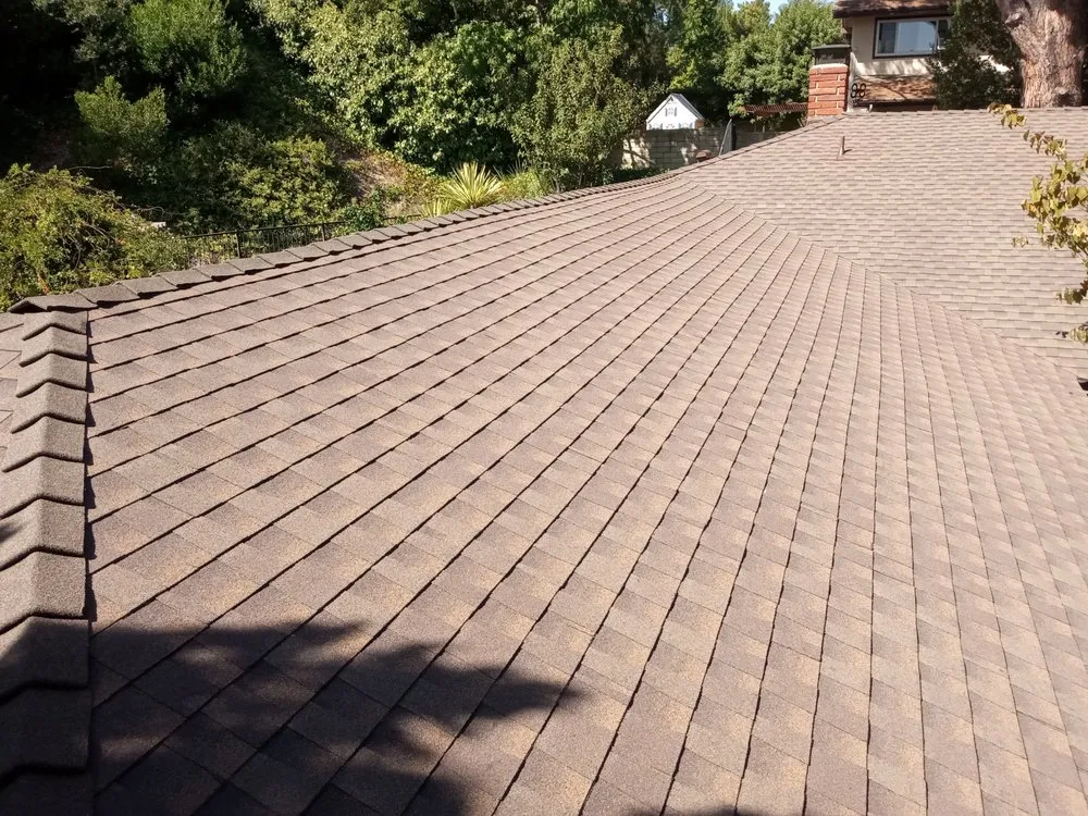 Slide of Hernandez Roofing