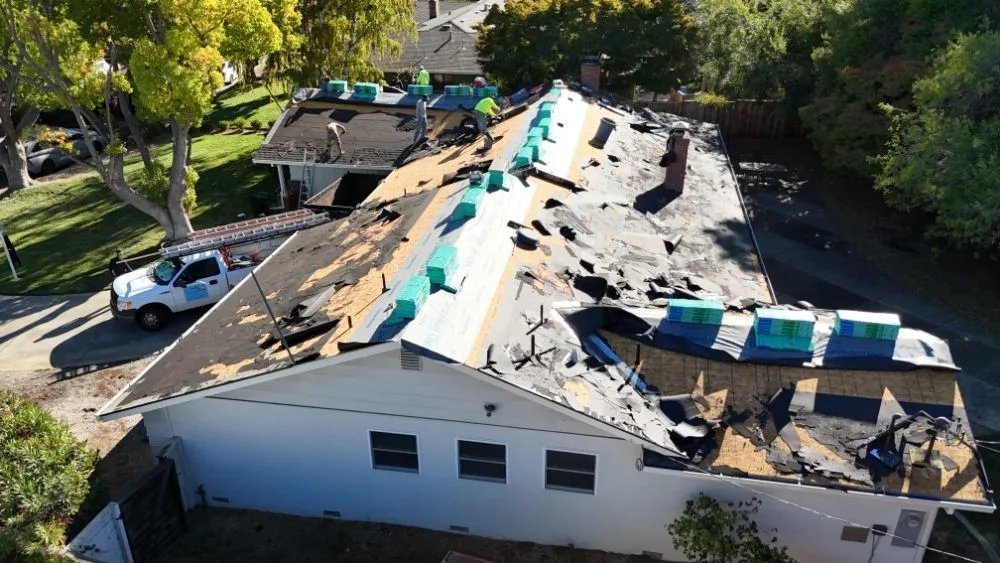 Slide of Hernandez's Roofing