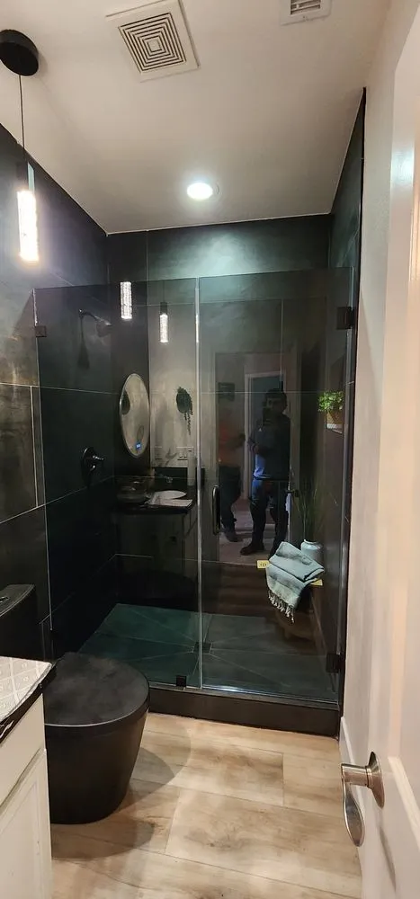 Slide of Herrera Home Services