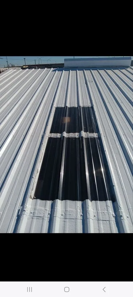 Slide of Herreras Roofing