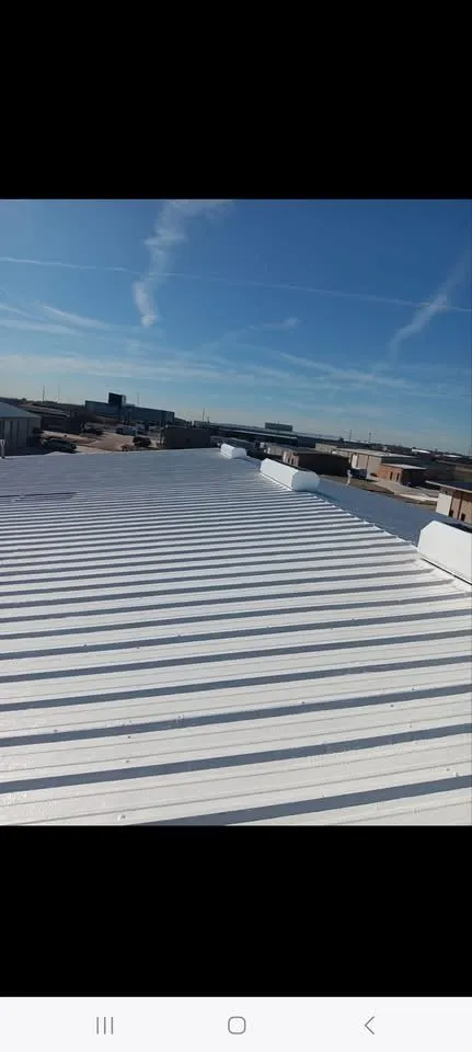 Slide of Herreras Roofing