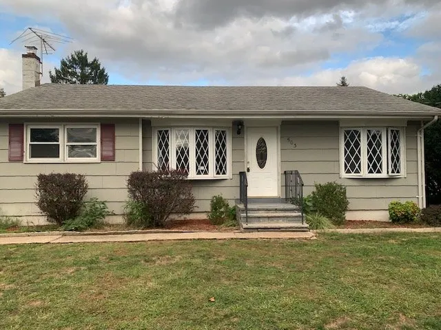 Slide of Herts Roofing & Construction