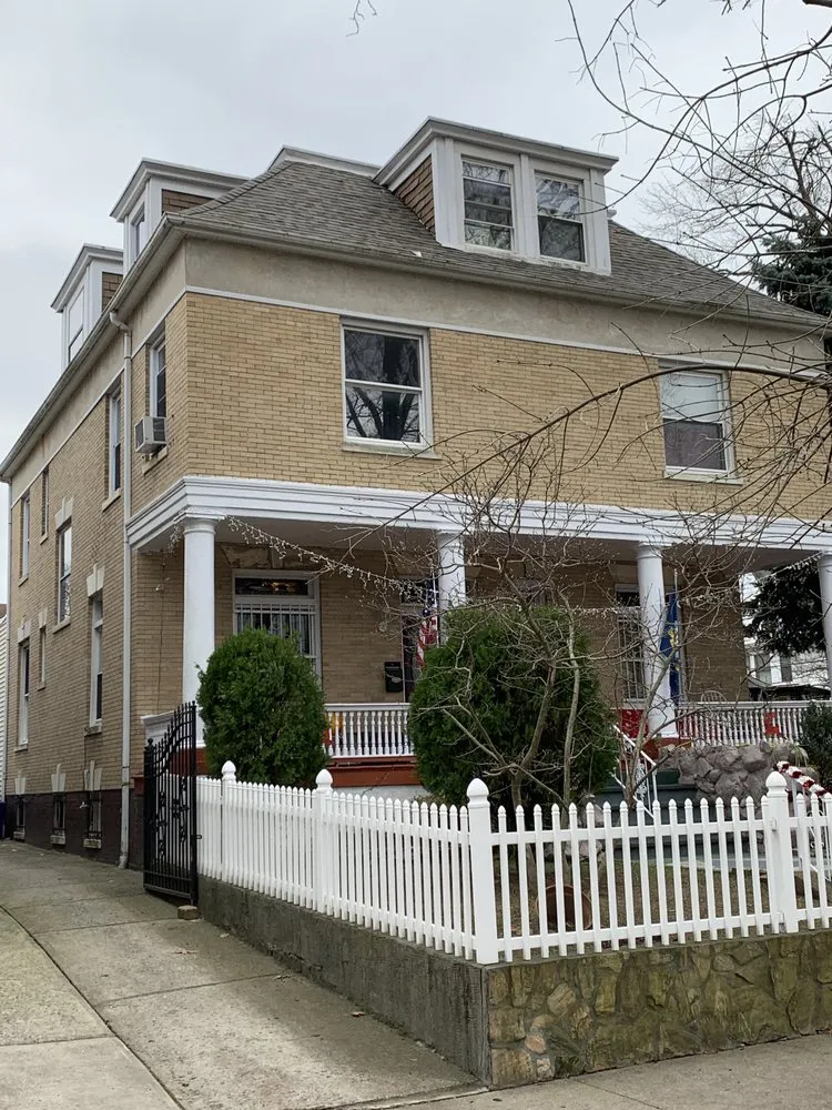 Slide of Herts Roofing & Construction