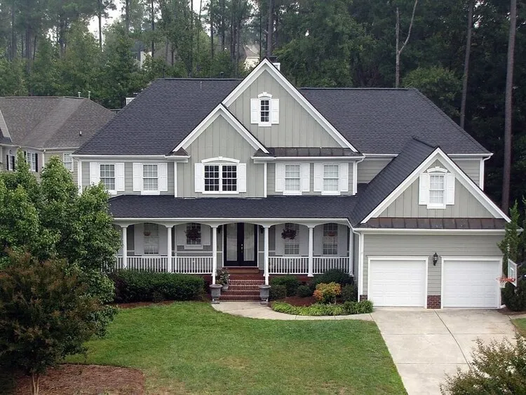 Slide of Herts Roofing & Construction