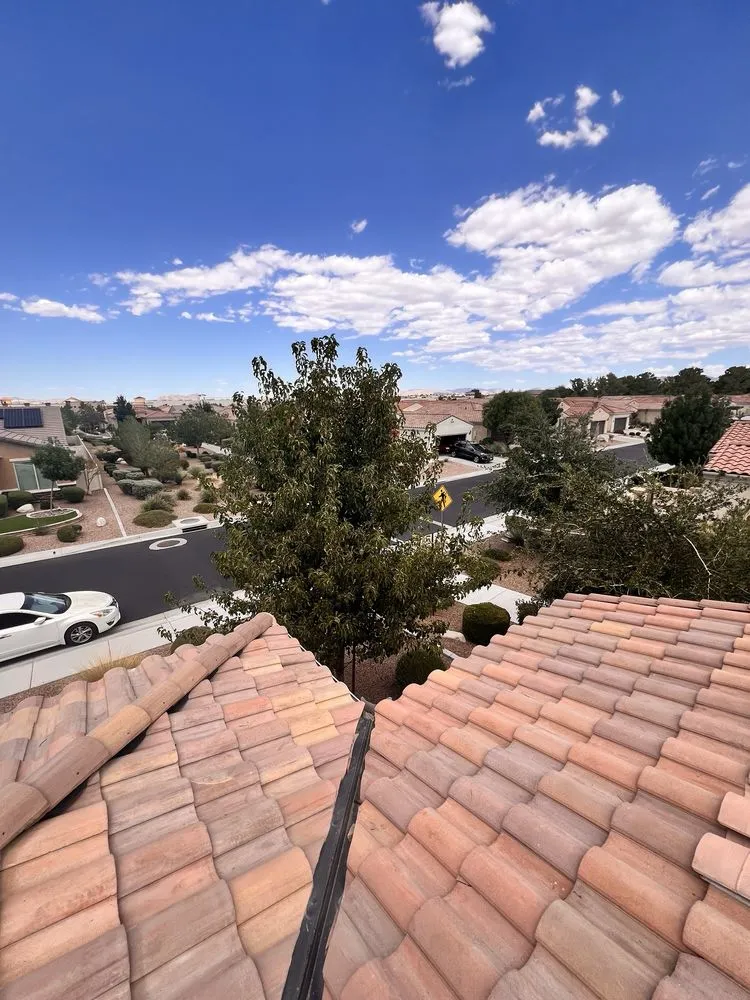 Slide of Hess Elite Roofing