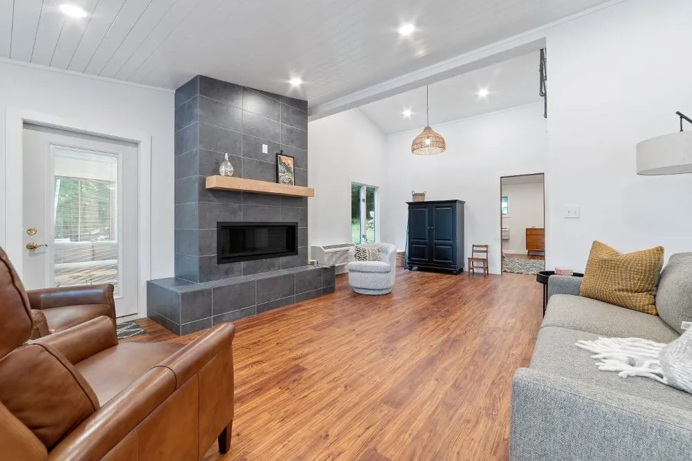 Slide of Heyday Home Solutions