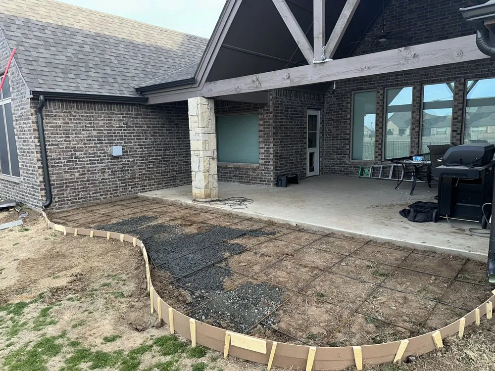 Slide of HG11 Roofing & Construction